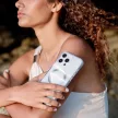 UNIQ tok Coehl Savon iPhone 16 6.1", Magnetic Charging tok, átlátszó-színes