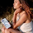 UNIQ tok Coehl Savon iPhone 16 Pro 6.3", Magnetic Charging tok, átlátszó-színes