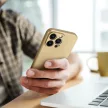 METALLIC tok iPhone 15 Pro, arany